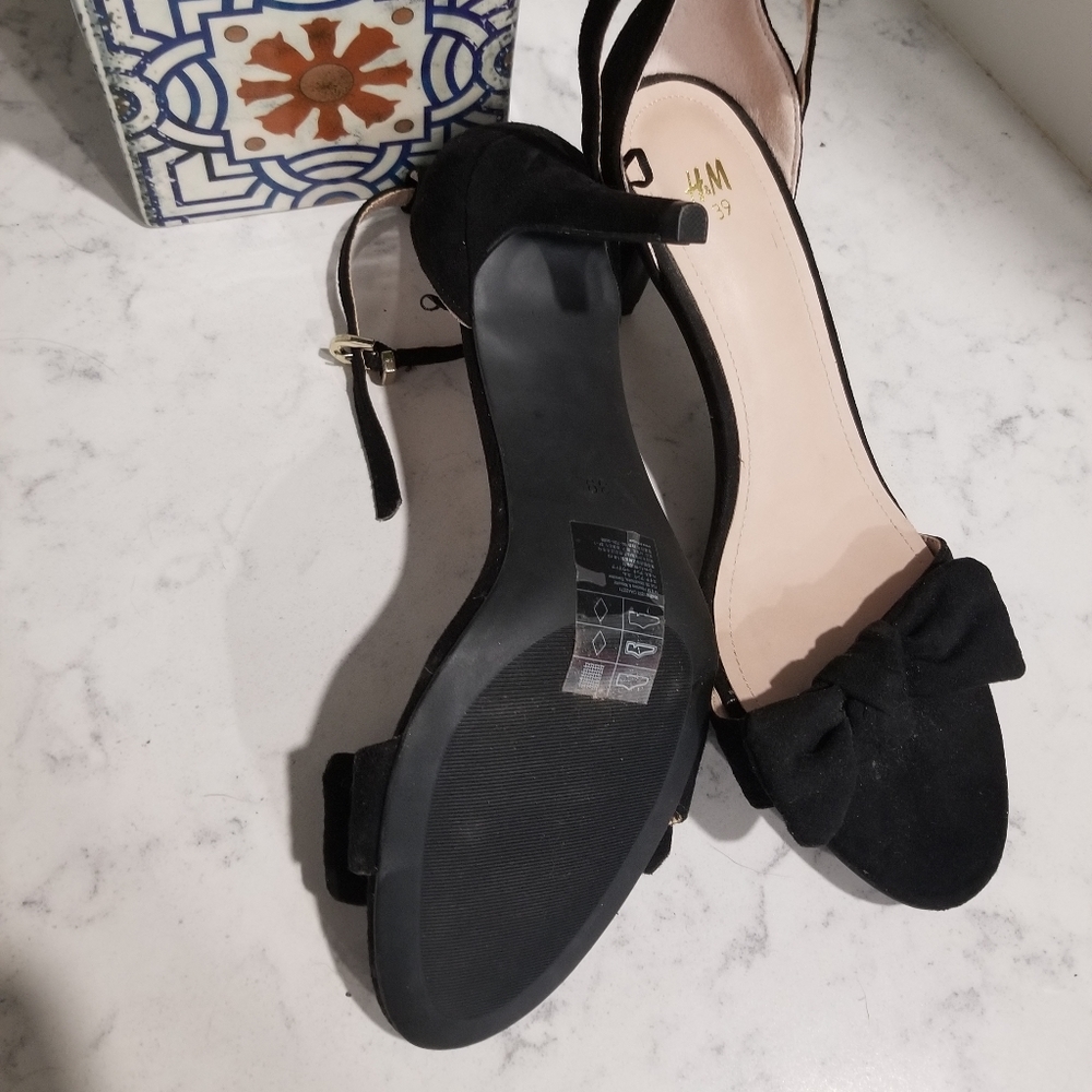 👡H&M BLACK HEELED SANDLAS - Picture 5 of 6